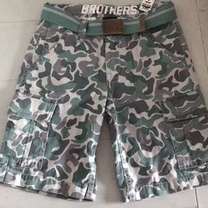 NWT Boys camo shorts. Size 7
